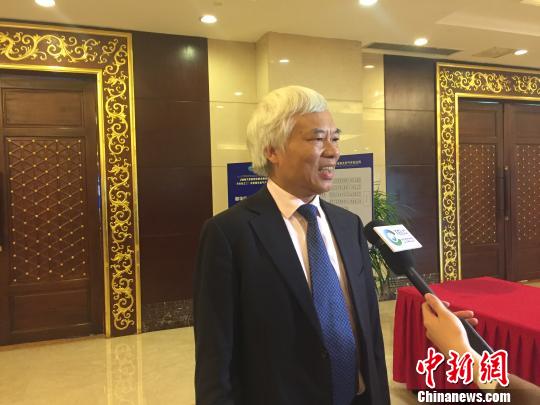 “天然氣將成為中國的第三大主體能源”，國務院發展研究中心資源與環境政策研究所研究員郭焦鋒。高瑞峰攝